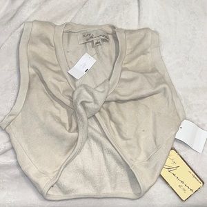 beige color tank top